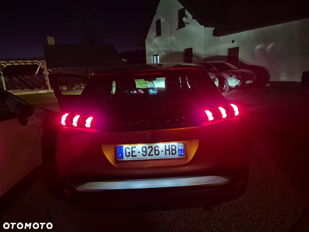 Peugeot 2008 BlueHDi 110 Active Pack - 31