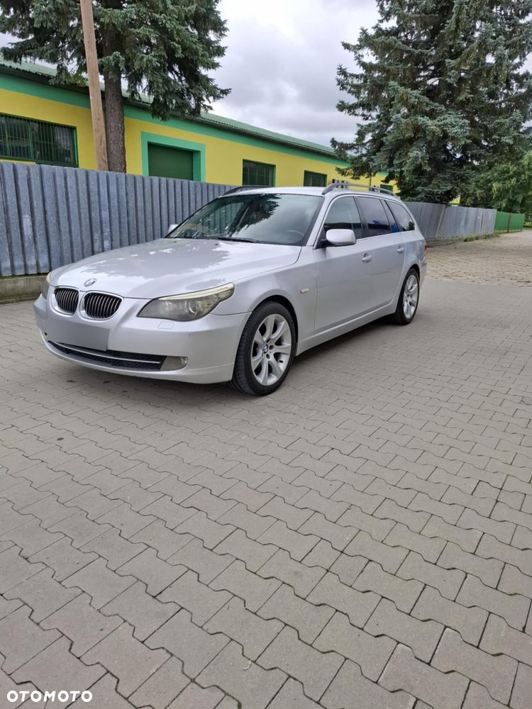BMW Seria 5 530d xDrive - 4