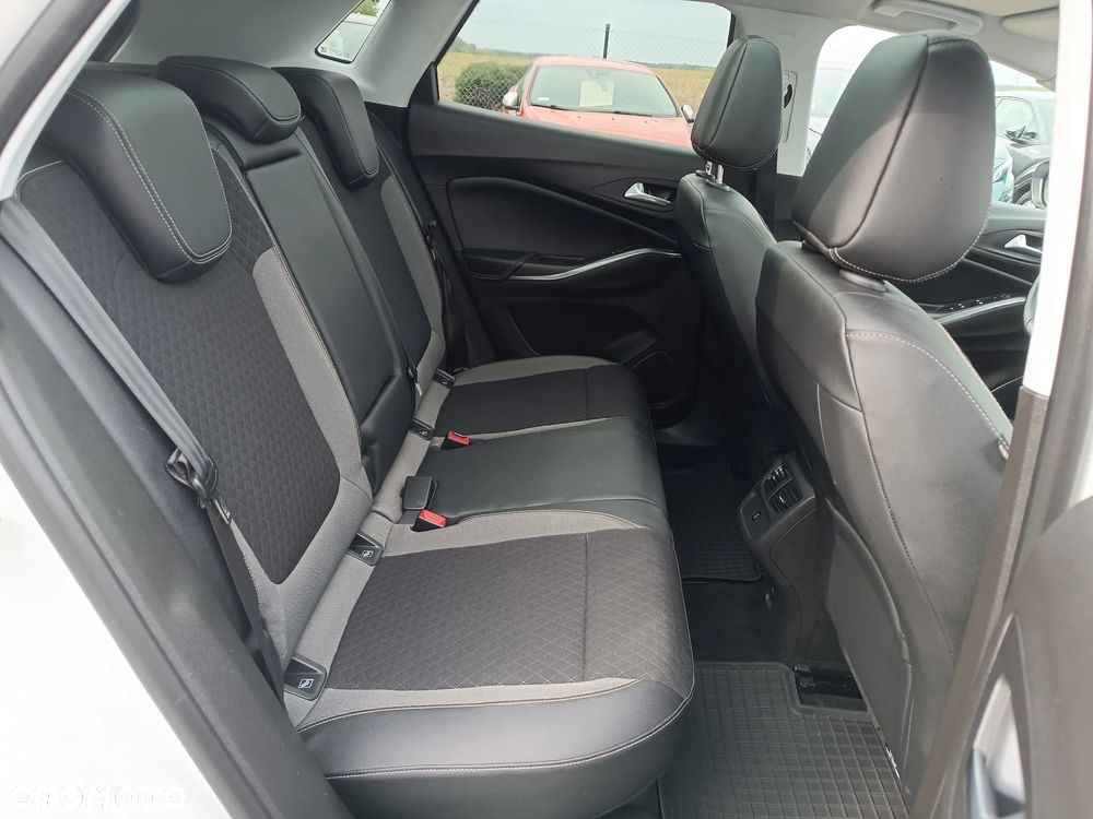 Opel Grandland X 1.6 D Start/Stop INNOVATION - 21