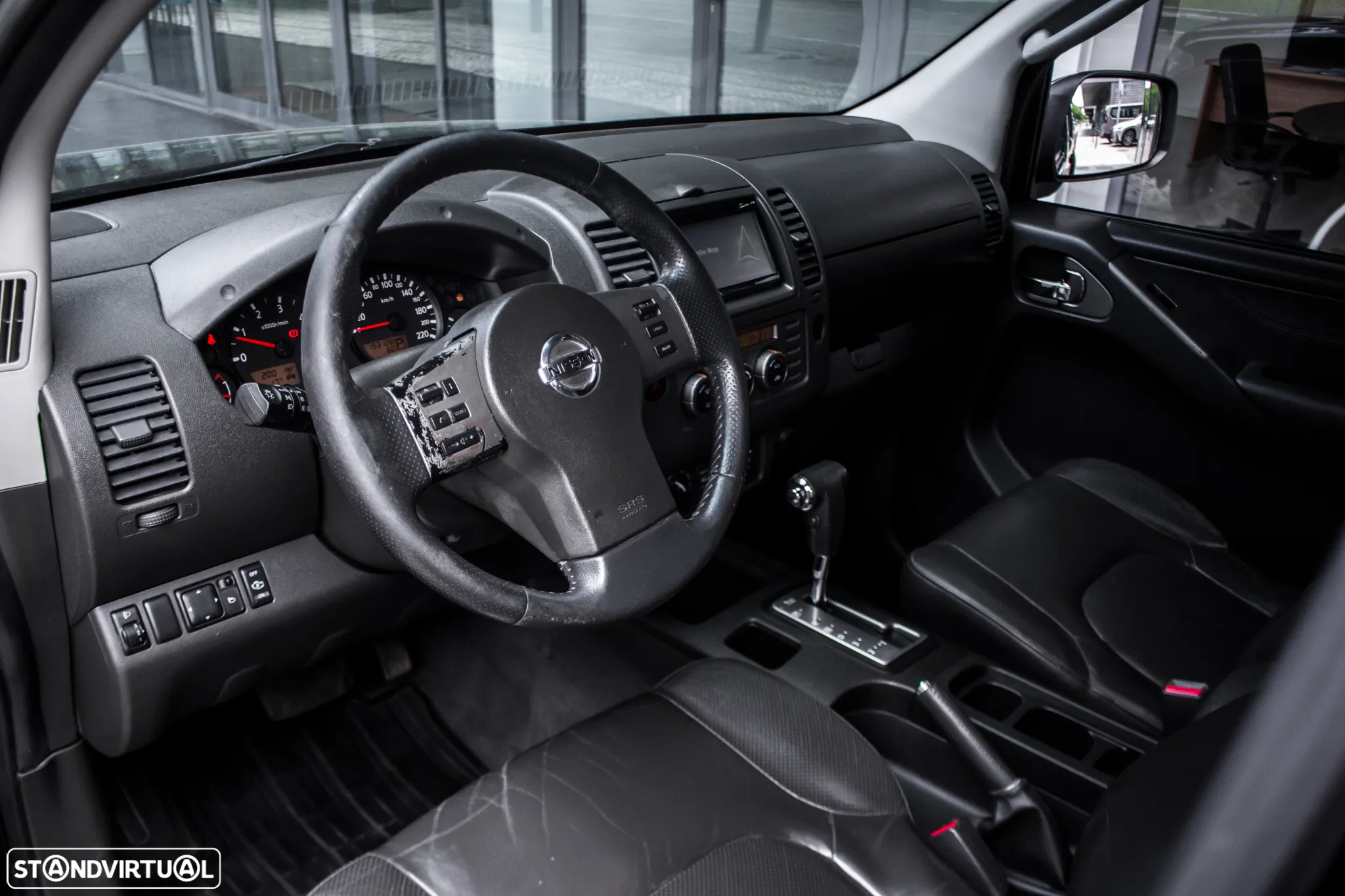 Nissan Navara 2.5 dCi CD SE AT 4WD - 19
