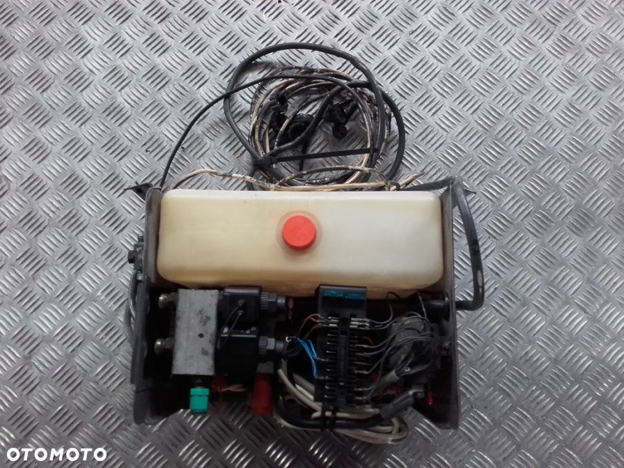 SILNIK POMPA HYDRAULICZNA WINDY 24V DHOLLANDIA - 2