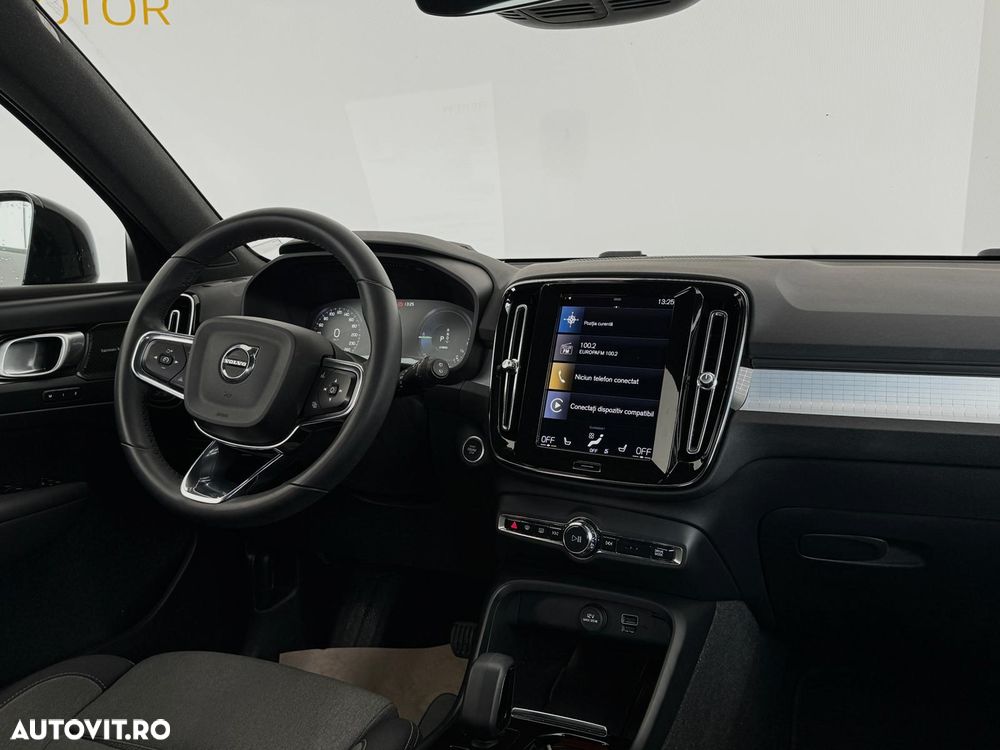 Volvo XC 40 Recharge T5 Twin Engine AT7 R-Design - 12
