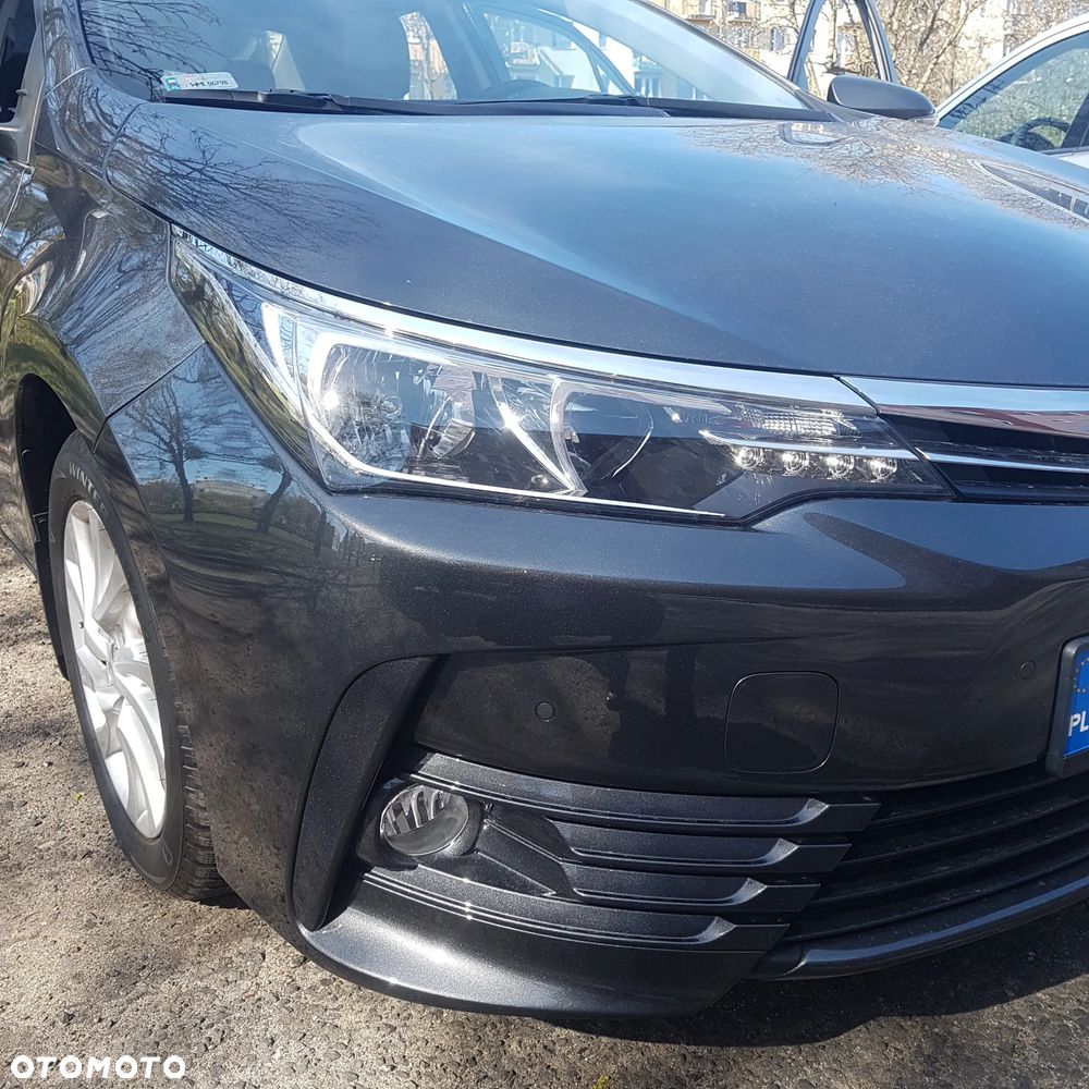 Toyota Corolla 1.6 Classic Plus - 20