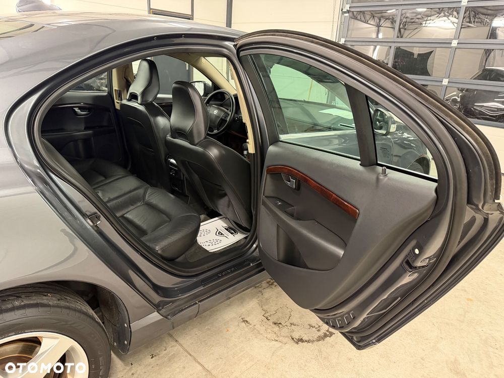 Volvo S80 - 16