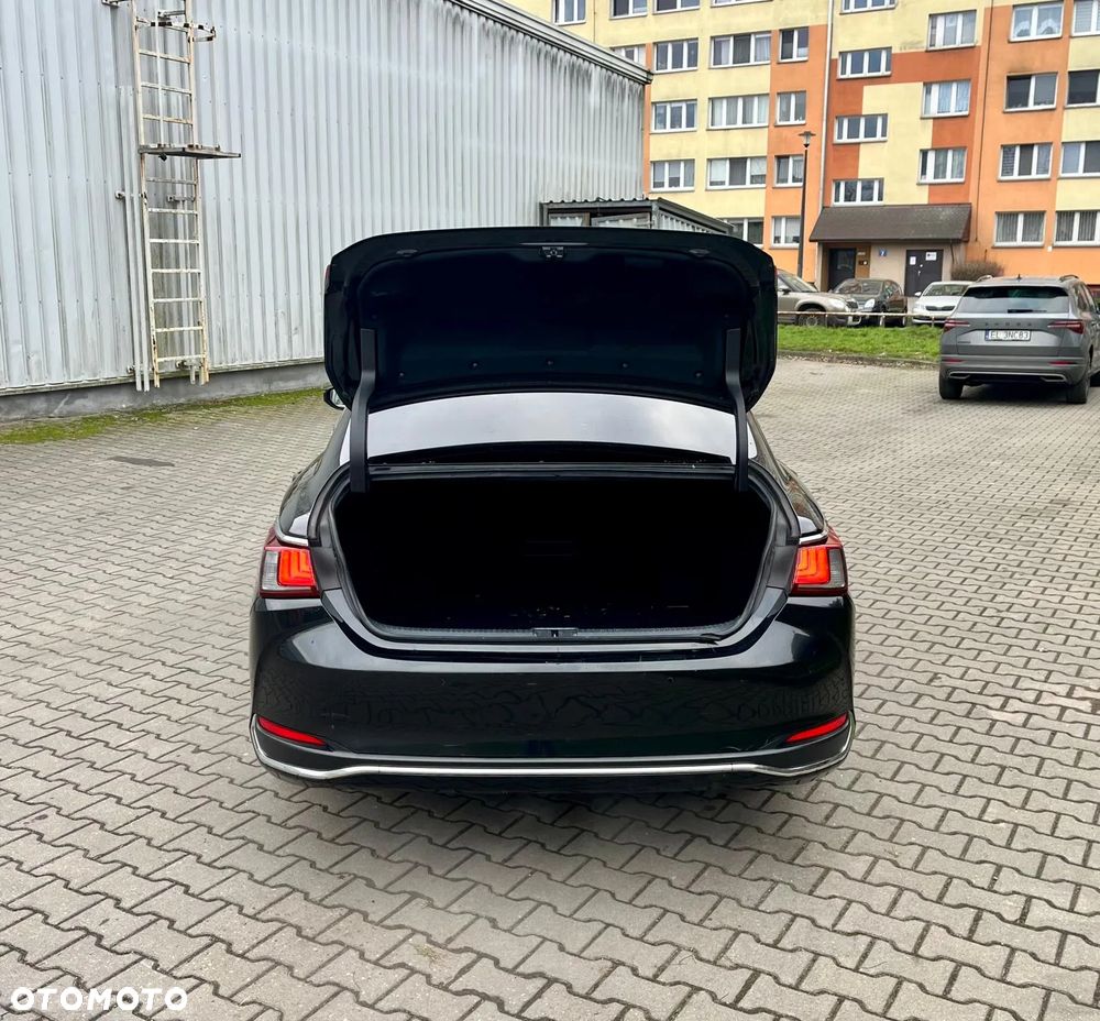 Lexus ES 300h Elegance - 11