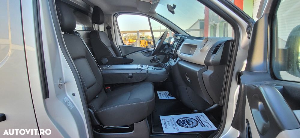 Renault Trafic ENERGY Start & Stop Combi L1H1 Expression - 13