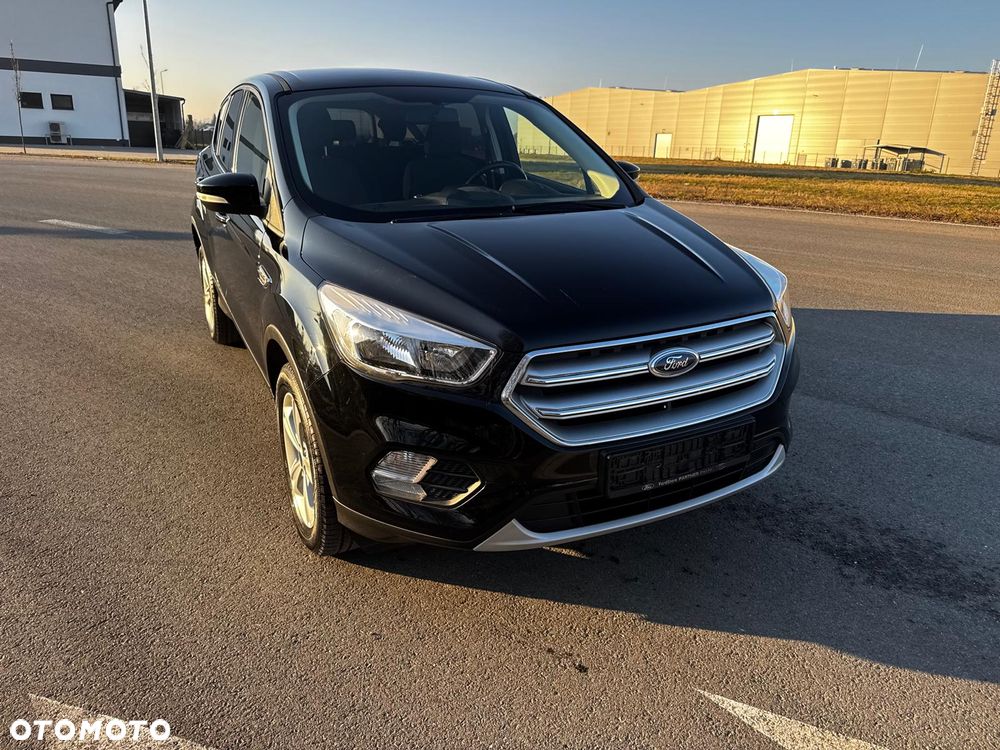 Ford Kuga - 2