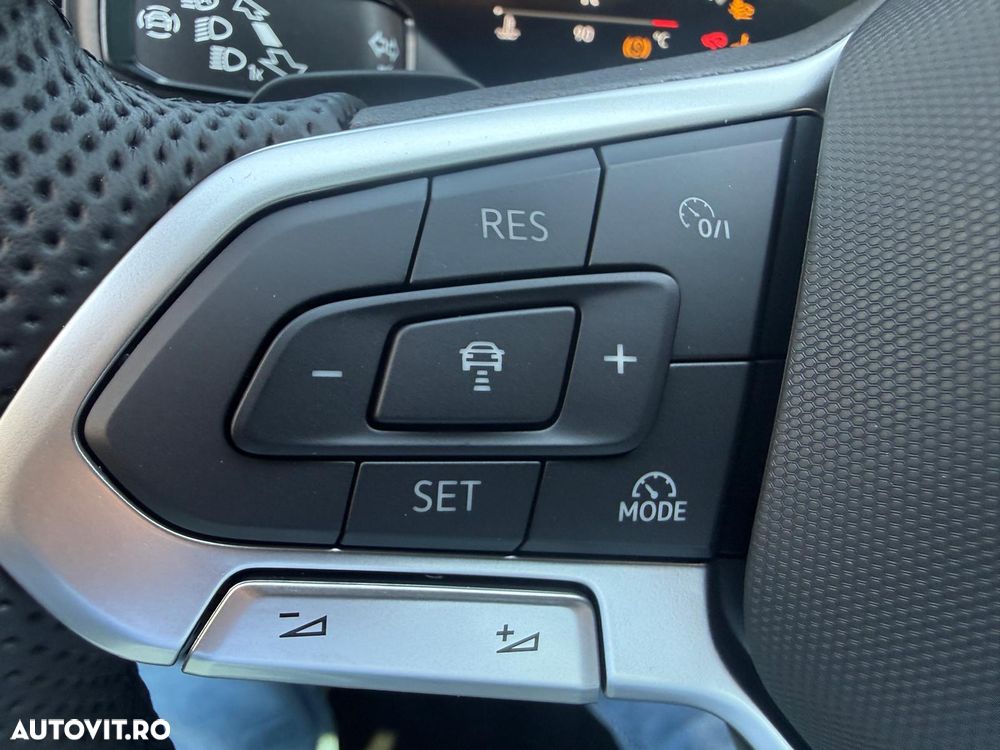 Volkswagen Touareg V6 TDI 4MOTION R-Line - 20