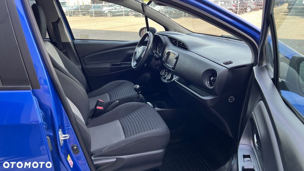 Toyota Yaris 1.5 Premium - 10
