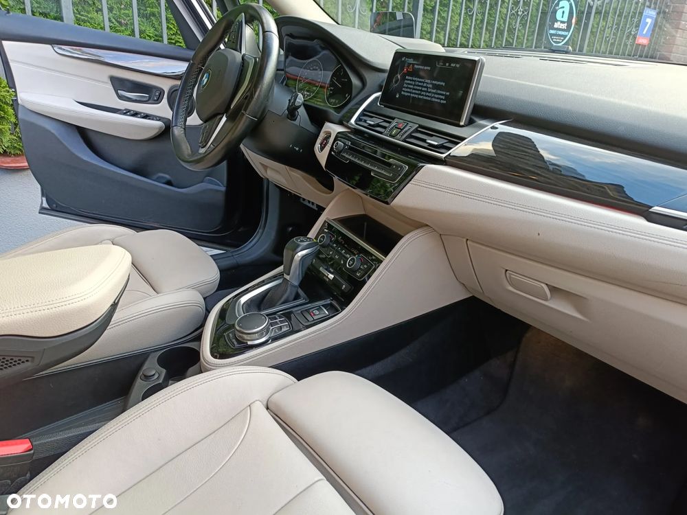 BMW Seria 2 218d Luxury Line sport - 14
