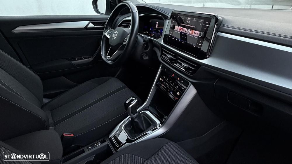 VW T-Roc 1.5 TSI Life DSG - 22