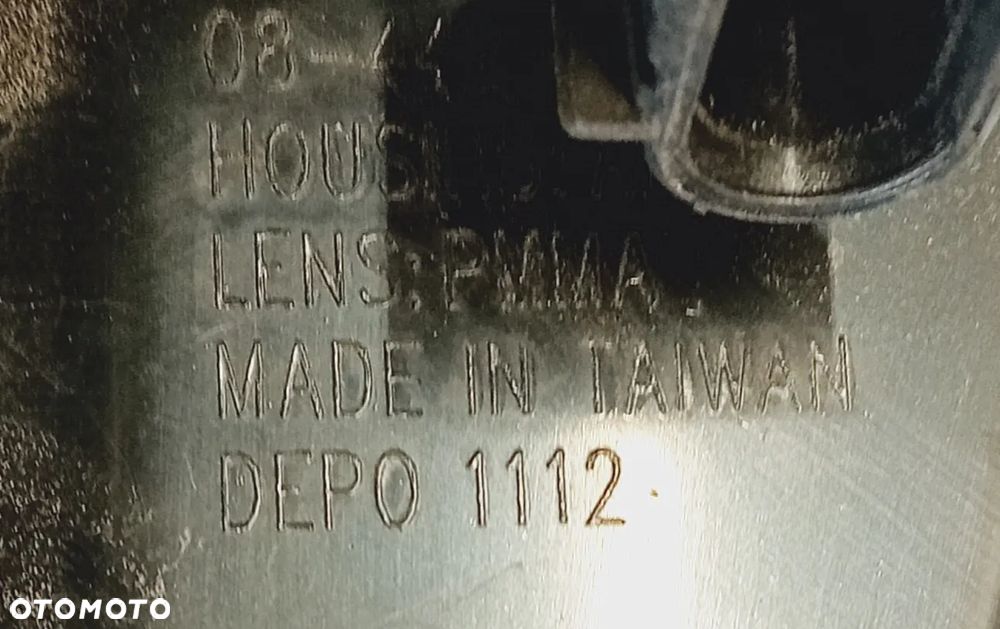 lampa prawa tył Opel Astra j kombi - 3