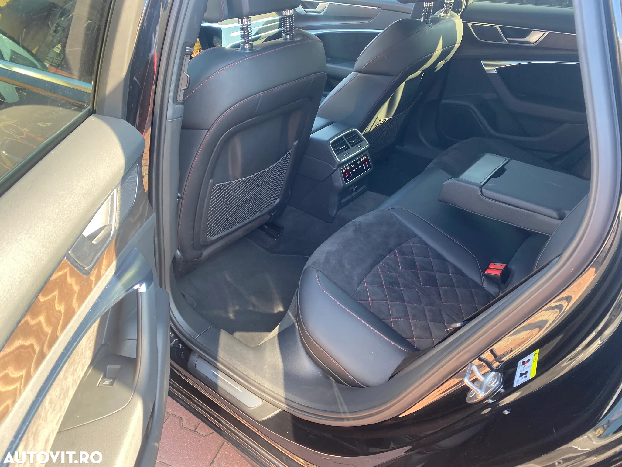 Audi A6 Avant 40 TDI quattro S tronic S line - 15