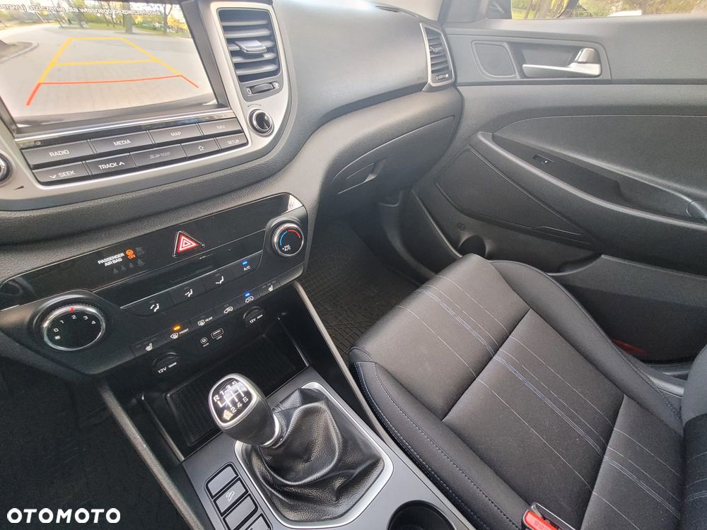 Hyundai Tucson 1.6 Turbo 2WD Navi - 27