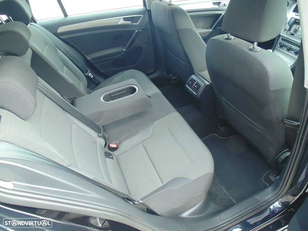 VW Golf Variant 1.6 TDi GPS Edition - 15