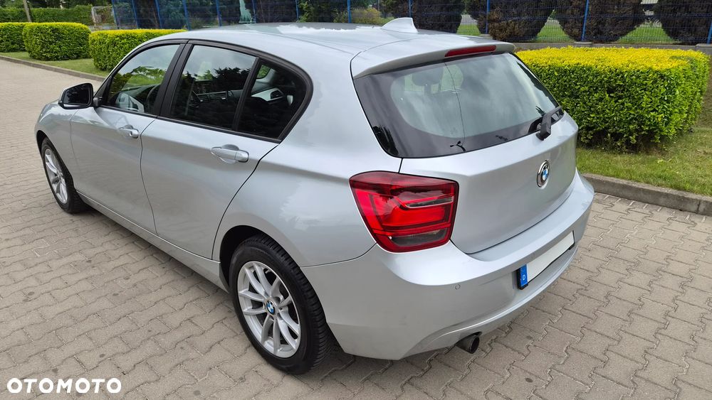 BMW Seria 1 116i Sport Line - 3