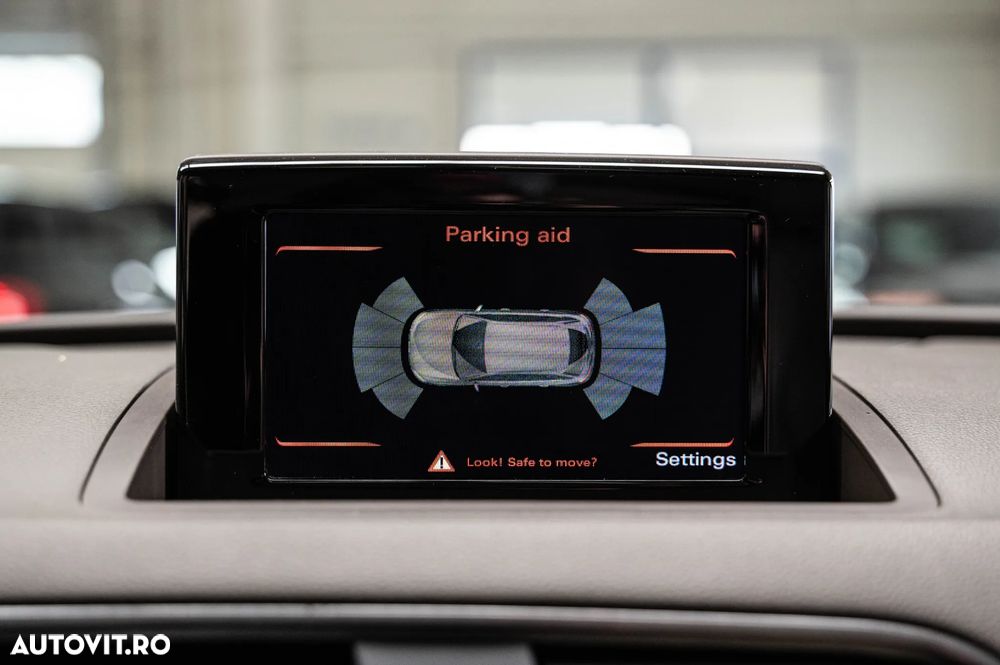 Audi Q3 2.0 TDI Quattro S tronic - 18