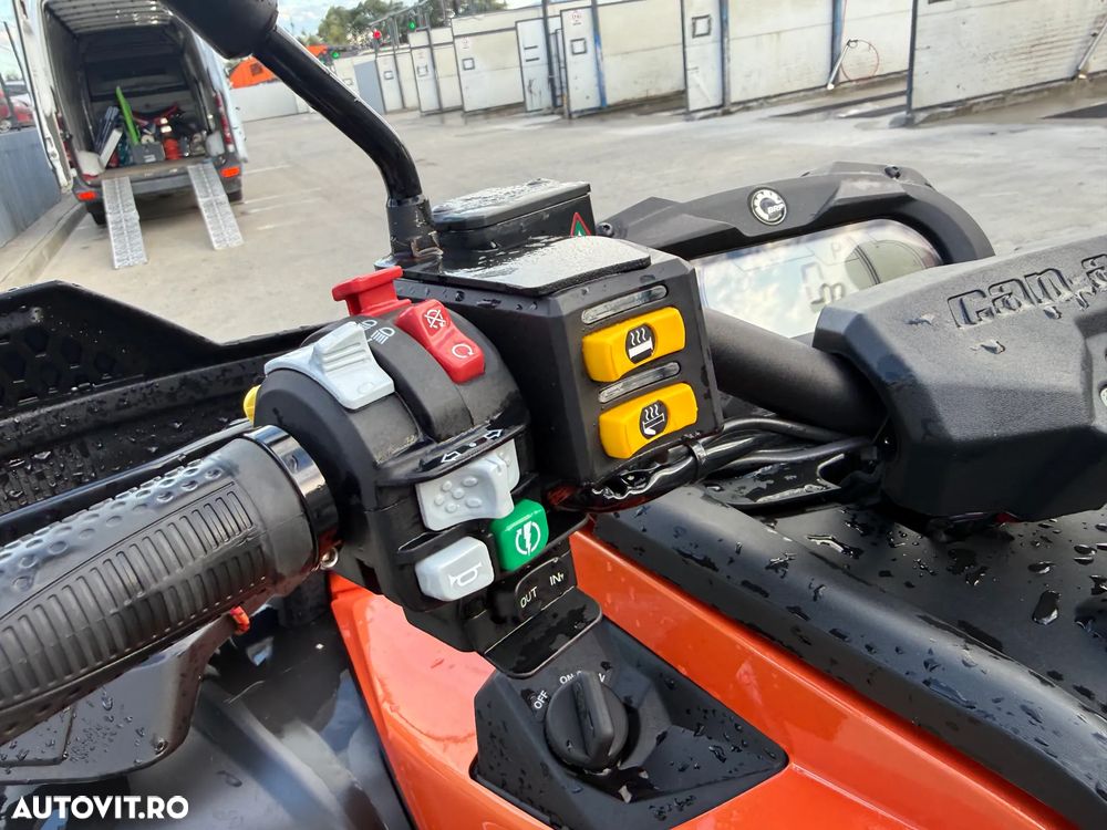 Can-Am Outlander Max - 8
