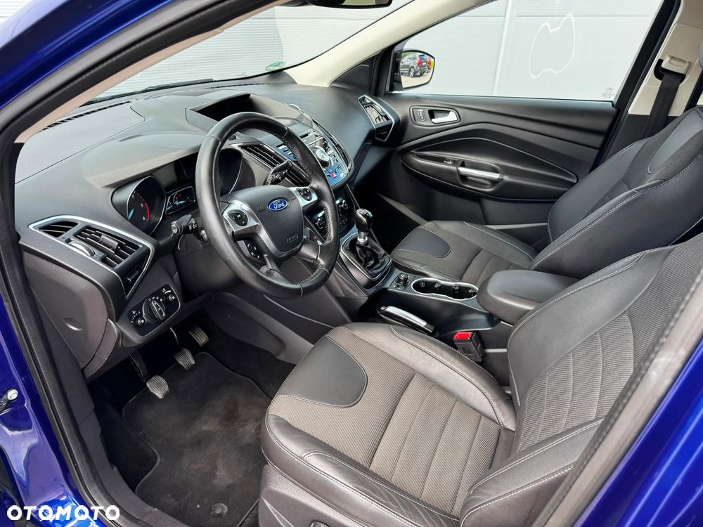 Ford Kuga 2.0 TDCi 4x4 Titanium - 5