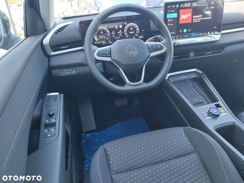 Volkswagen T-Roc - 17