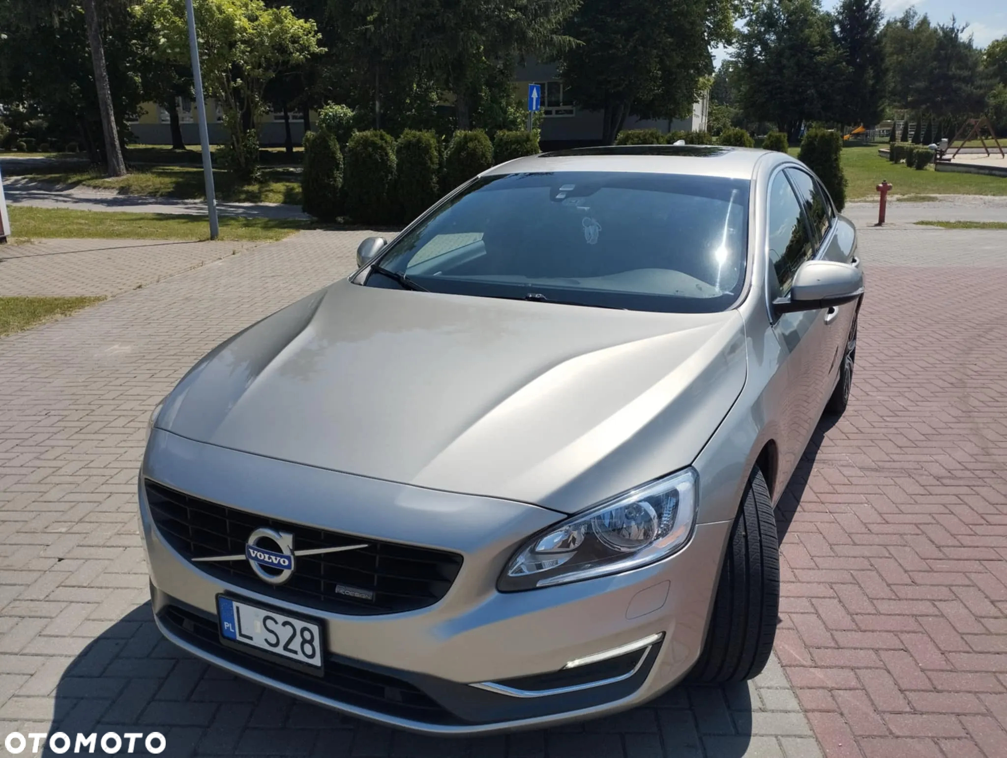 Volvo S60 - 2