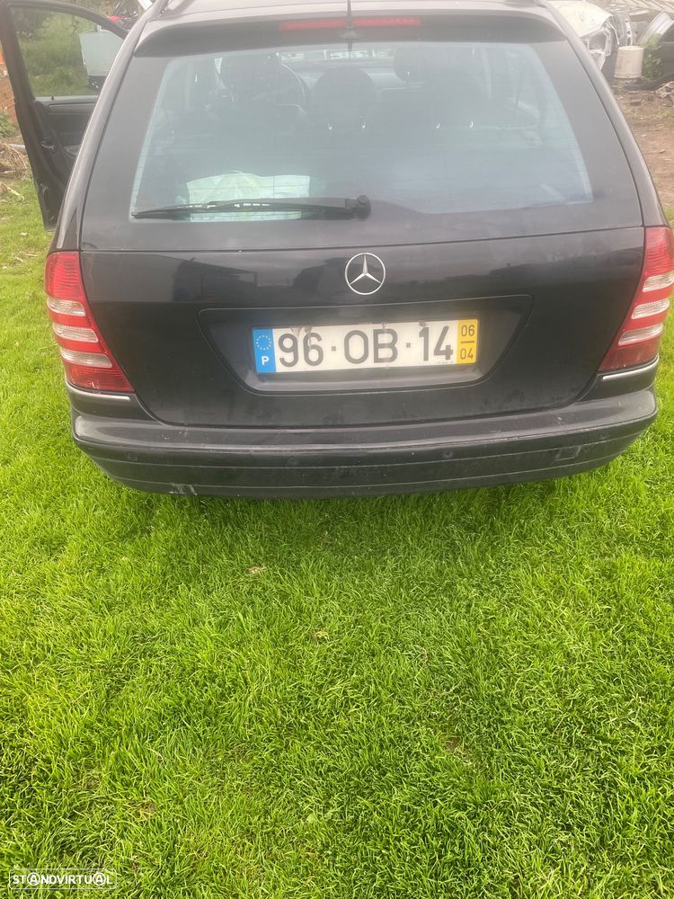 Mercedes-Benz C 220 CDI Avantgarde DPF - 3