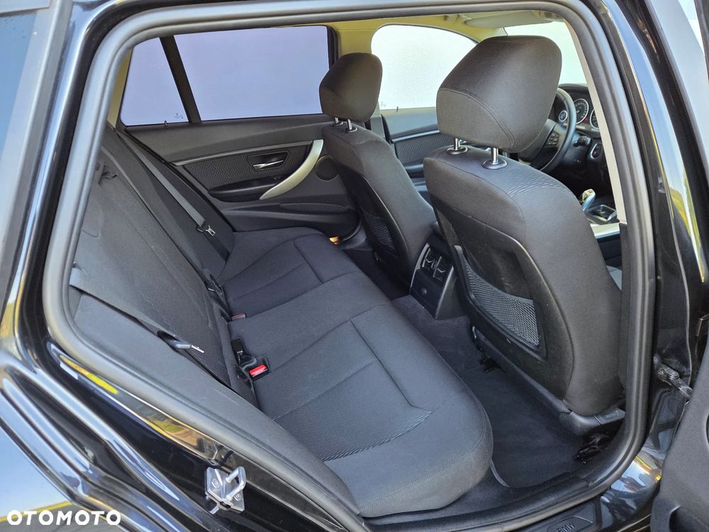 BMW Seria 3 - 12