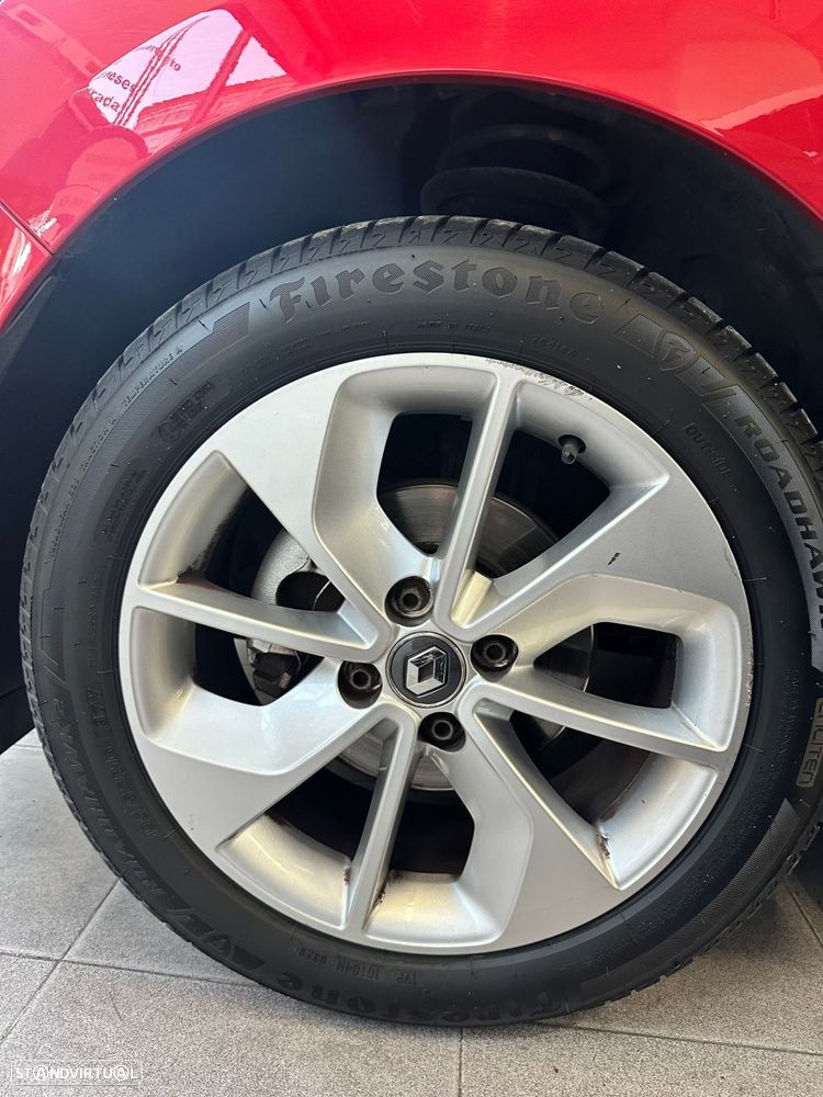 Renault Clio 0.9 TCe Limited - 12