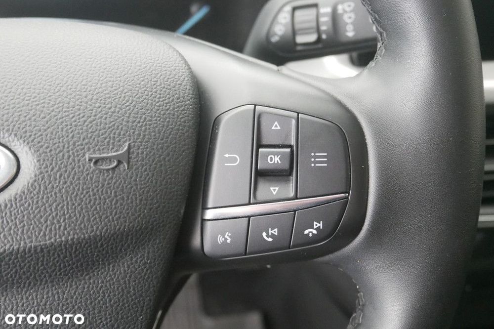 Ford Focus 1.0 EcoBoost Titanium - 25