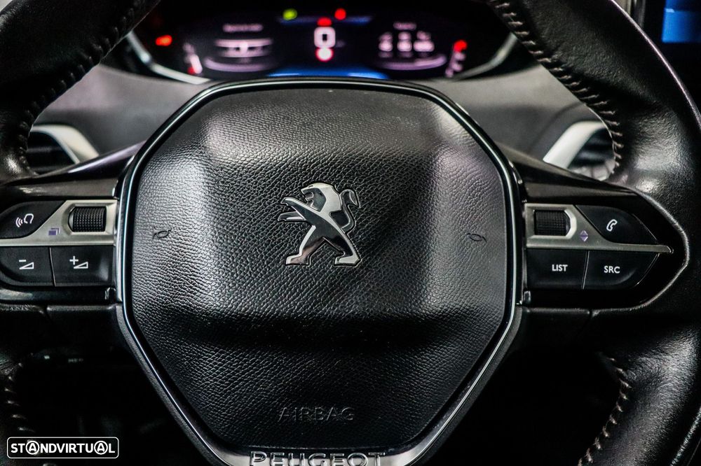 Peugeot 3008 1.2 PureTech Active Pack - 17