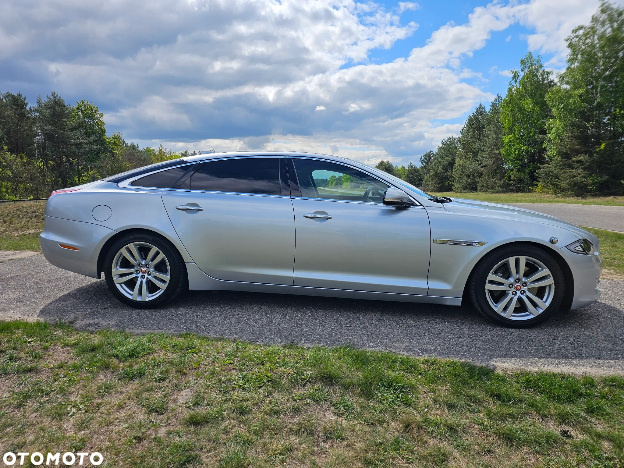 Jaguar XJ 3.0 D V6 LWB Portfolio - 8