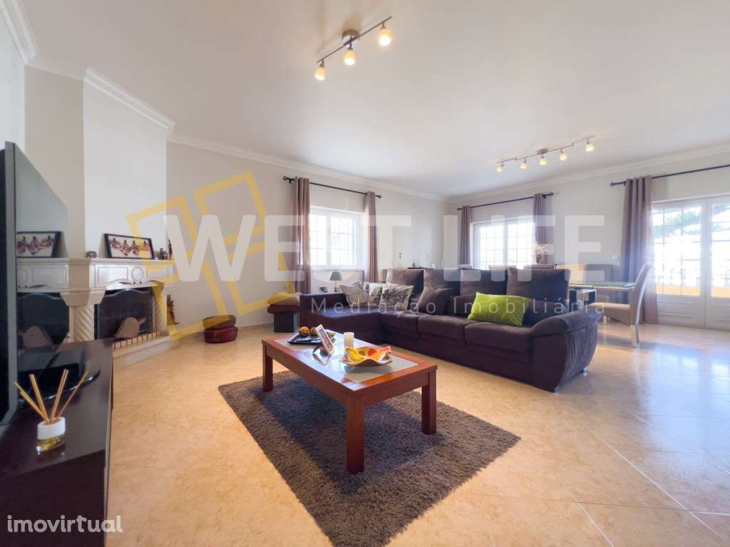 Moradia T4 de áreas generosas e magnificas zonas de lazer - Ericeira - Grande imagem: 2/36