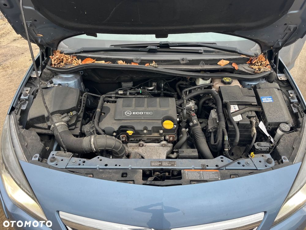 Opel Astra 1.4 Turbo Cosmo - 9