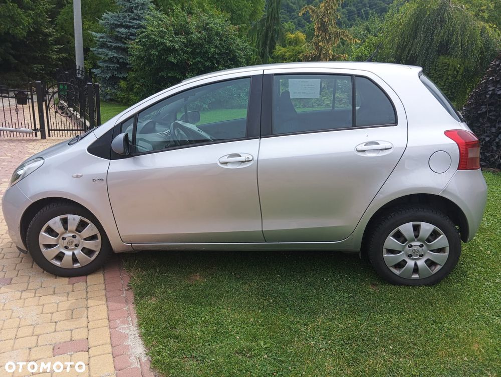 Toyota Yaris - 14