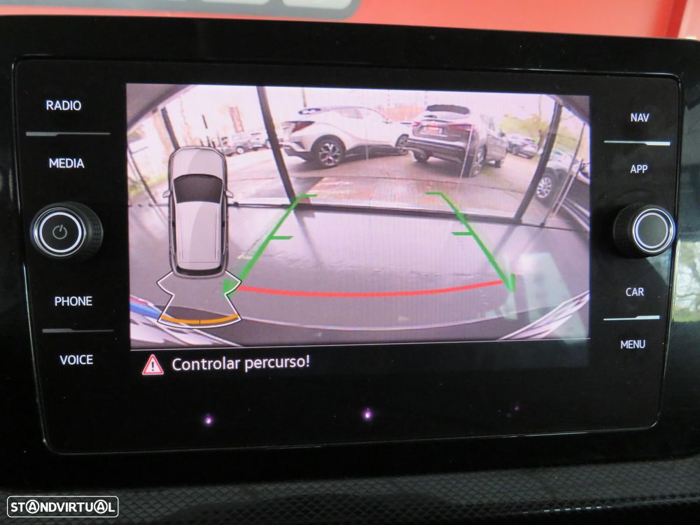 VW T-Cross 1.0 TSI Urban DSG - 29