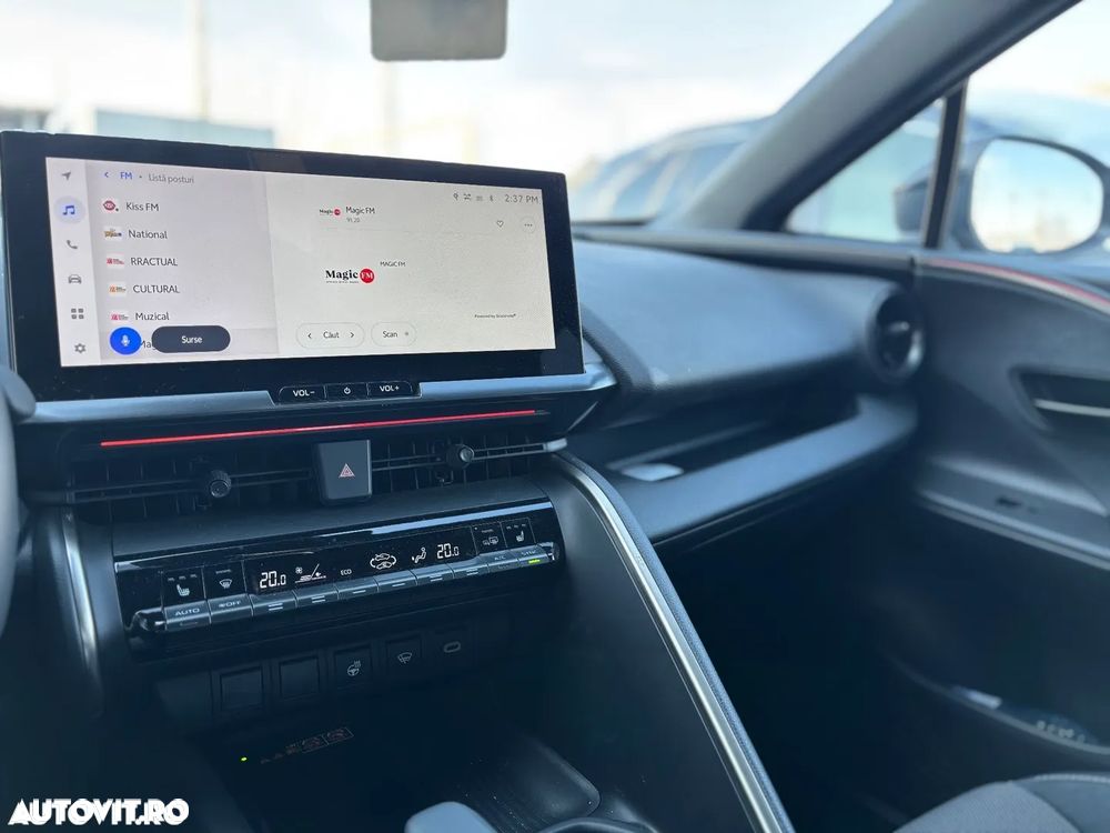 Toyota C-HR 2.0 PHEV 223 CP 4x2 CVT Exclusive - 13