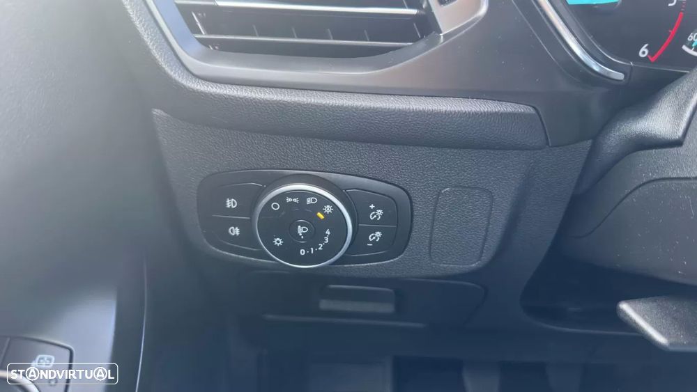 Ford Focus SW 1.5 TDCi EcoBlue Titanium - 12