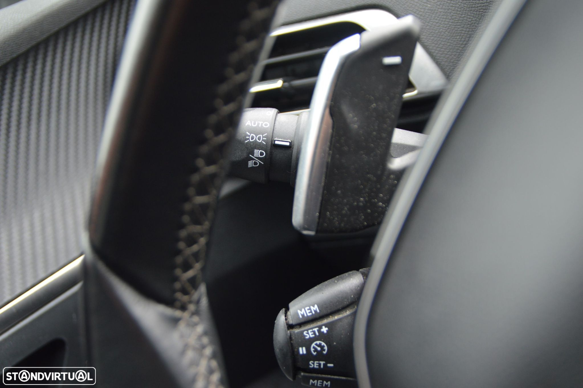 Peugeot 5008 1.2 PureTech Allure EAT6 - 35