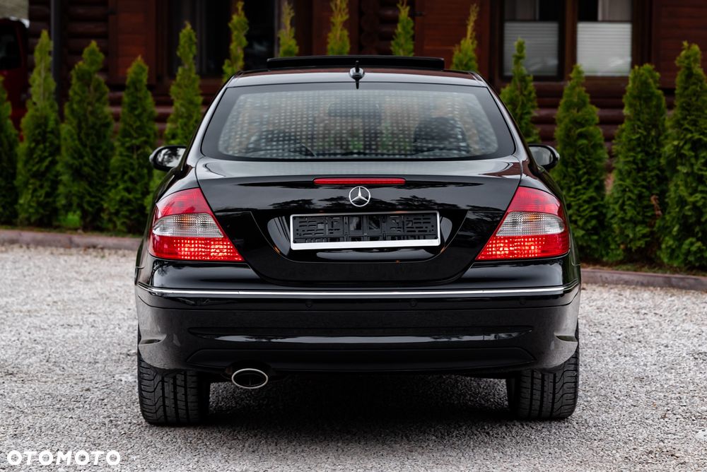Mercedes-Benz CLK - 13