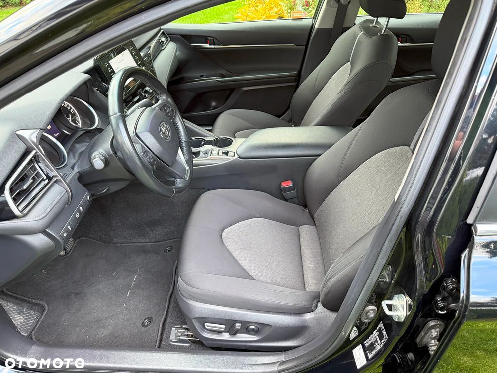 Toyota Camry 2.5 Hybrid Prestige CVT - 12