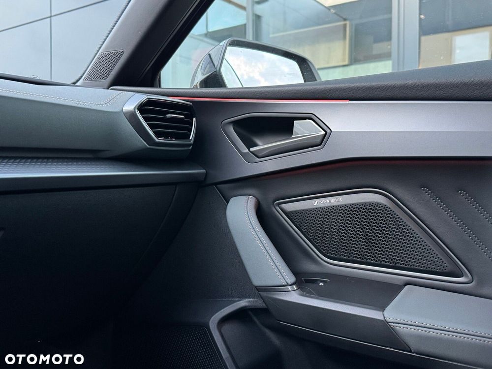 Cupra Leon Sportstourer 2.0 TSI 4Drive VZ DSG - 35