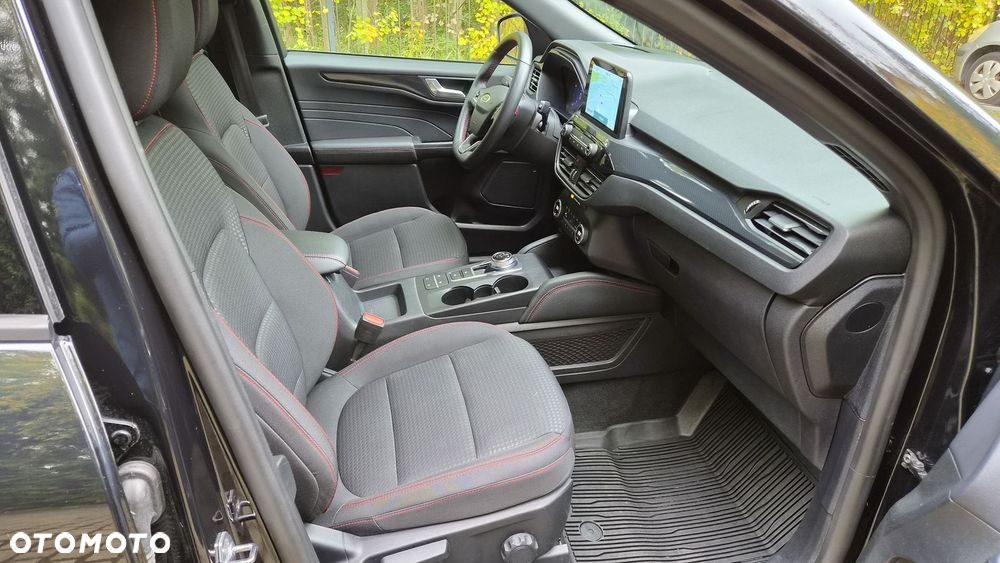 Ford Kuga 2.5 FHEV FWD ST-Line - 19