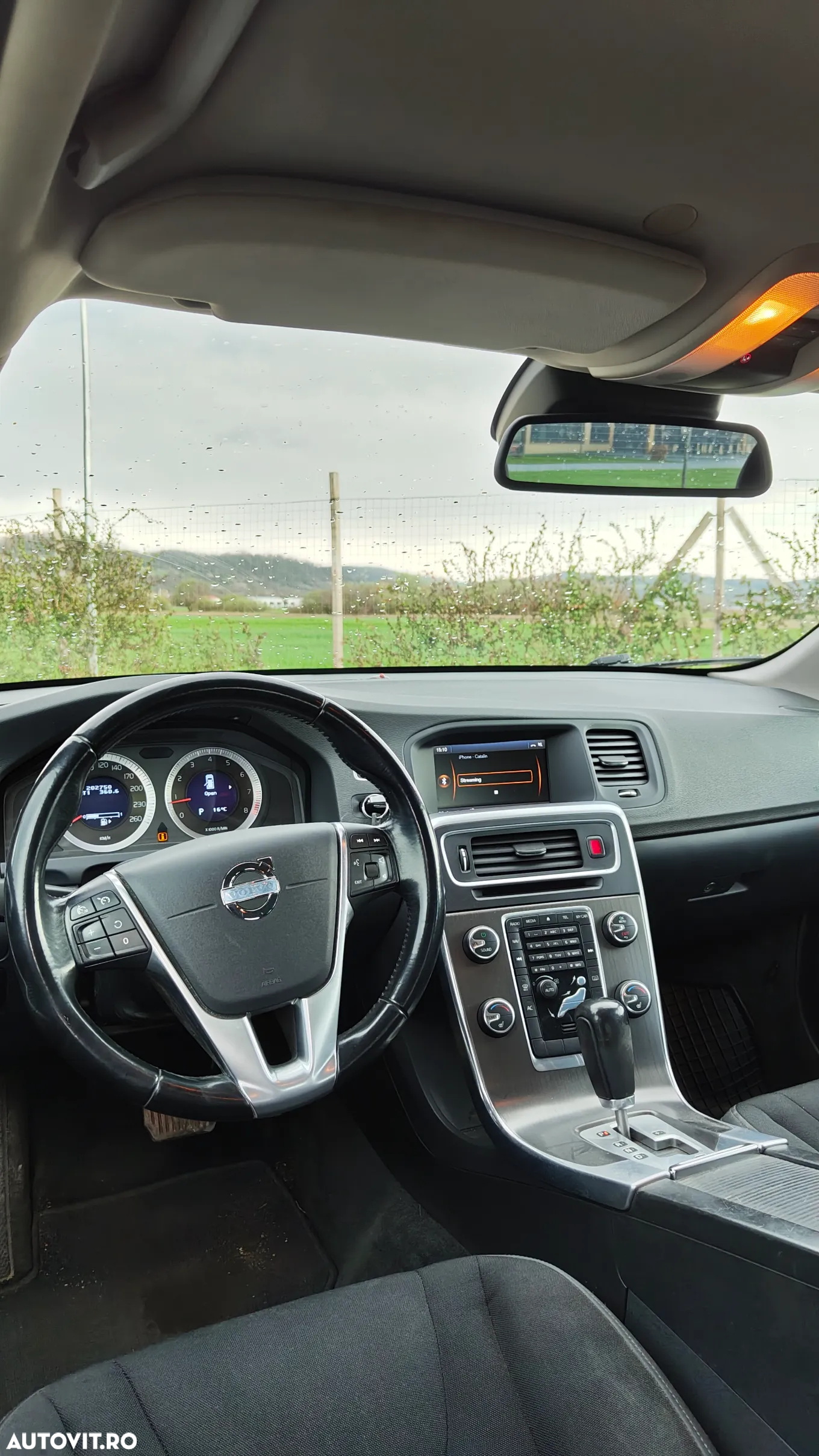 Volvo V60 2.0T Geartronic Powershift Summum - 14
