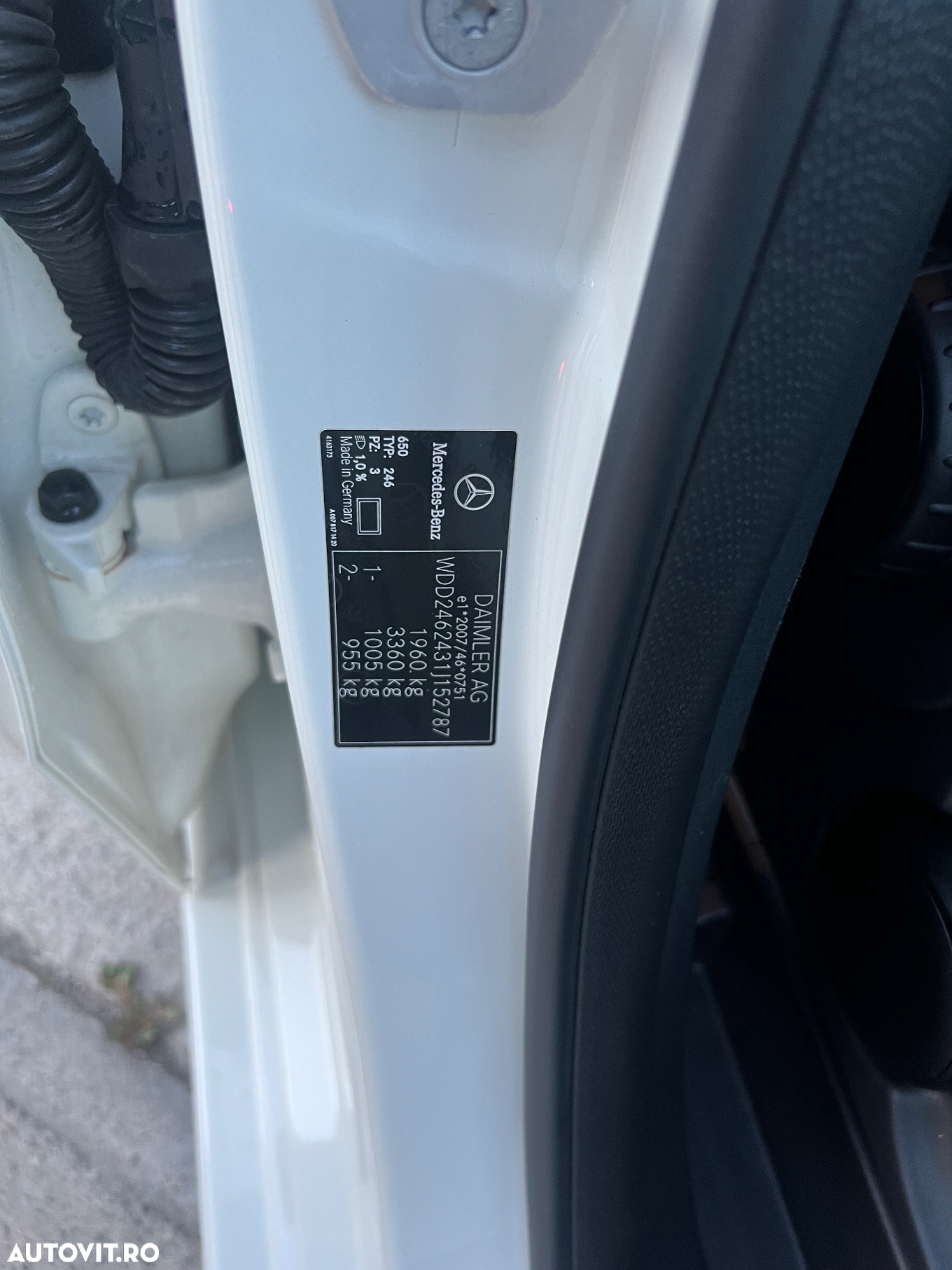 Mercedes-Benz B 200 BlueEFFICIENCY - 17