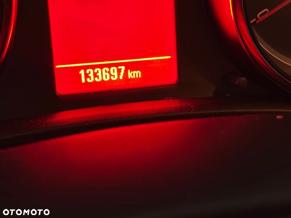 Opel Astra 1.4 T Cosmo S&S - 12