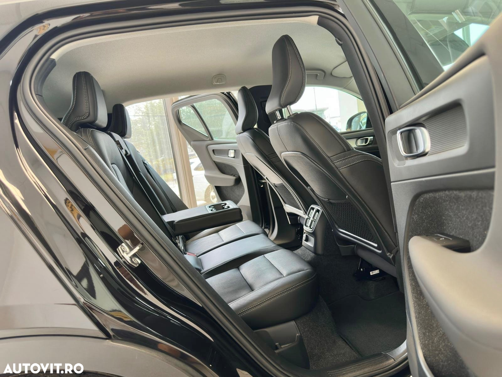 Volvo XC 40 Recharge T5 Twin Engine AT7 Inscription - 10