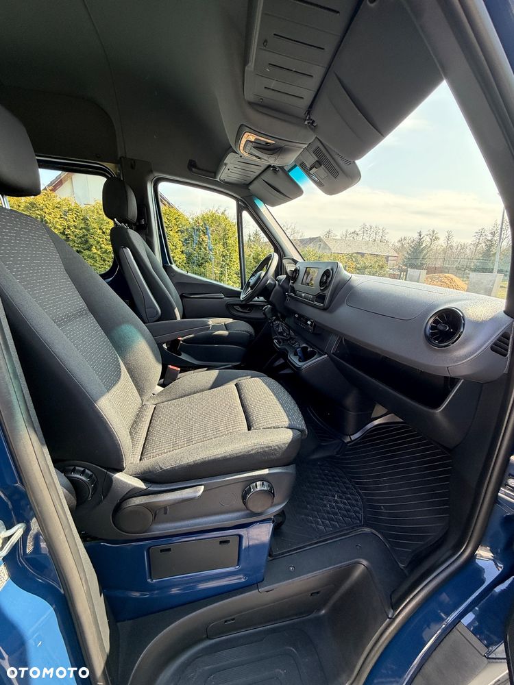 Mercedes-Benz SPRINTER MULTICAB - 8