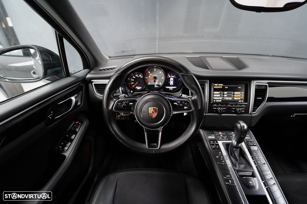 Porsche Macan S - 12