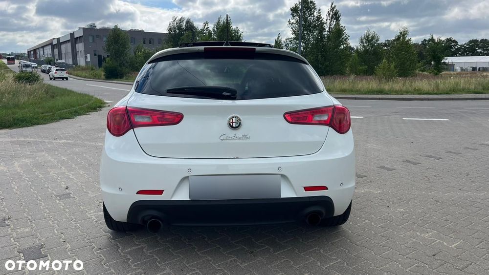Alfa Romeo Giulietta 1750 TBi QV TCT - 3