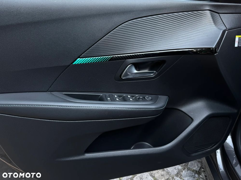 Peugeot 208 PureTech 100 EAT8 Allure Pack - 14